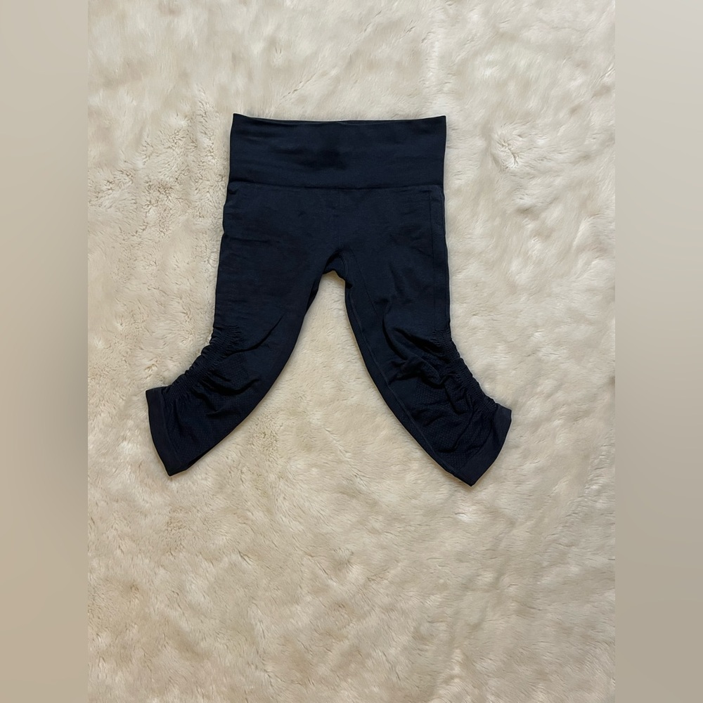 Lululemon short leggings